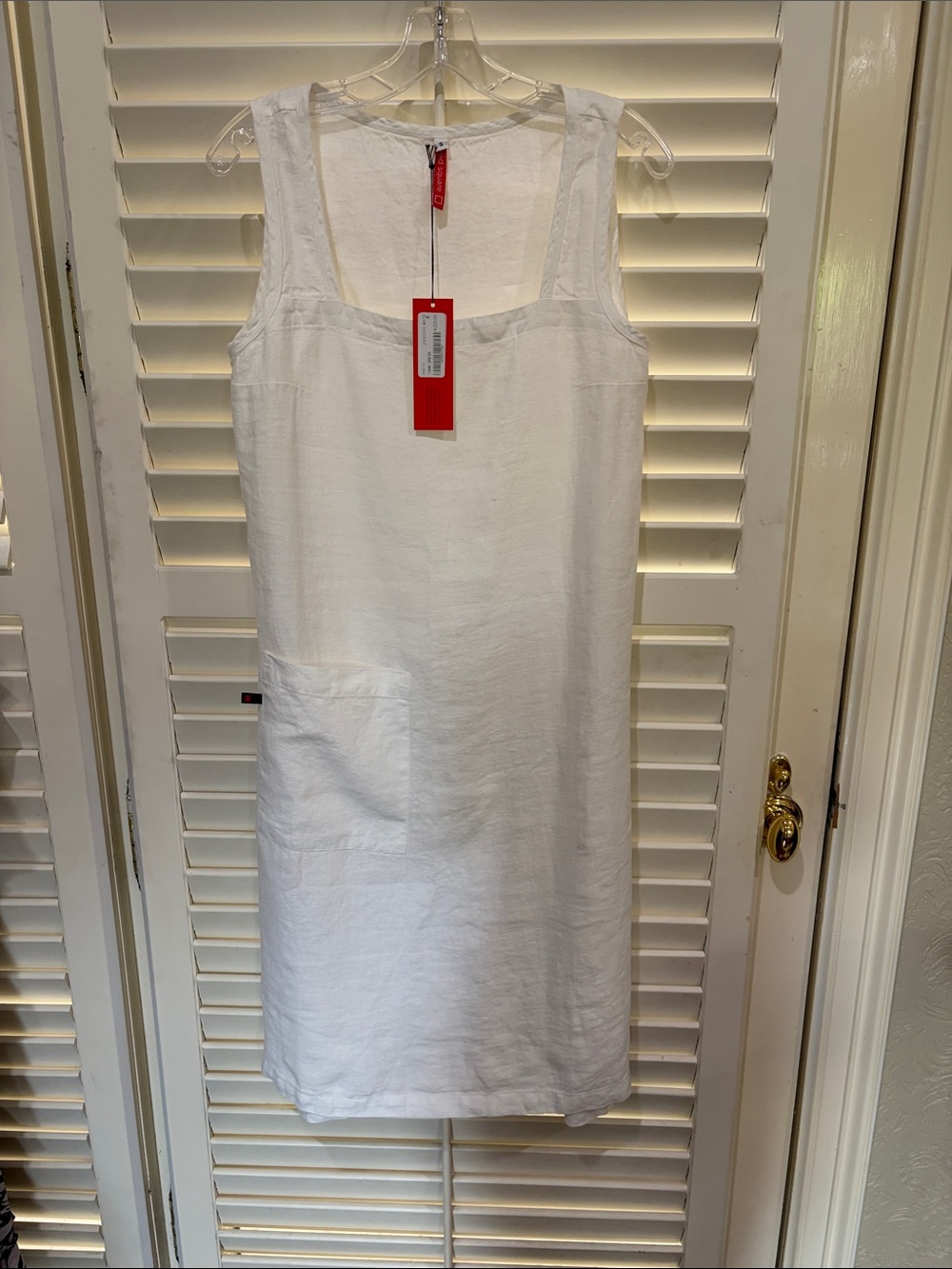 Red Square white dress with square neck line.Size small. NWT
